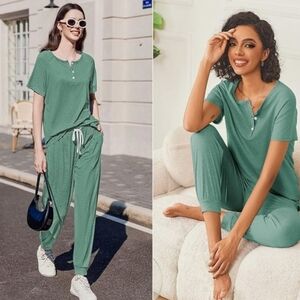 Women's Ekouaer Green Lounge Set with Button Detail Size Small